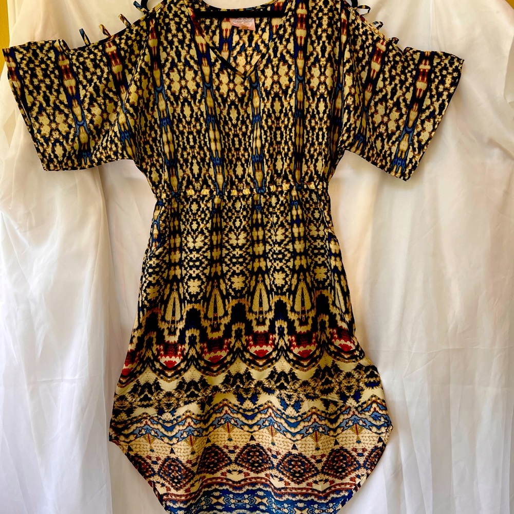 Romeo & Juliet Couture Multicolor Dress